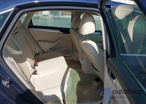 2012 Volkswagen Passat 2.5L Se z USA, uszkodzony, nr VIN 1VWBH7A33CC069574